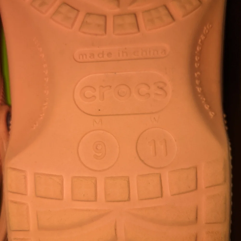 Crocs - Picture 6 of 9